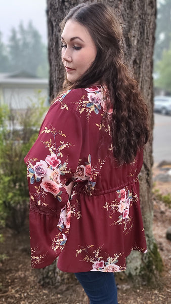 You Make It Easy Curvy floral kimono *FINAL SALE